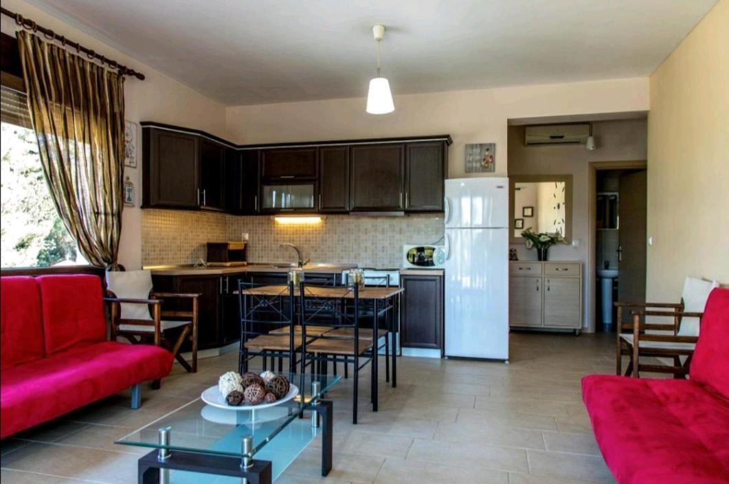 Canal Luxury Apartments Potidée Extérieur photo
